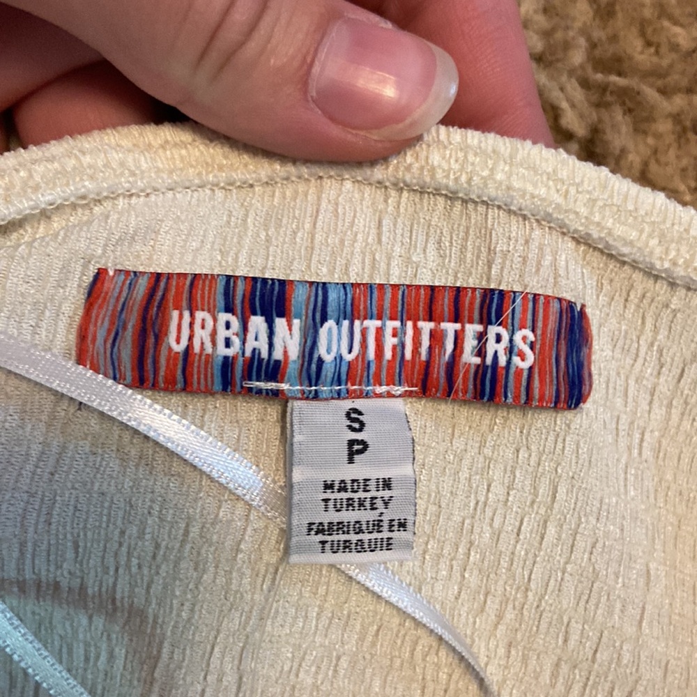 Urban top - Picture 2 of 3